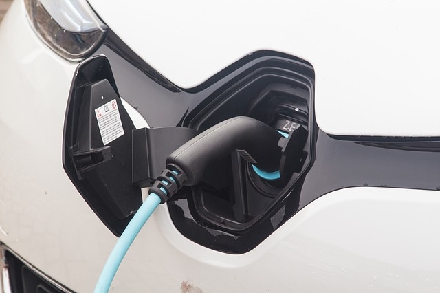 Tankstelle für Elektrofahrzeuge vorhanden